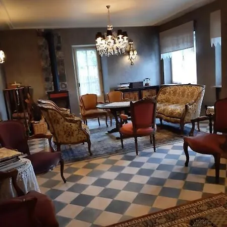 La Maison Oubliee