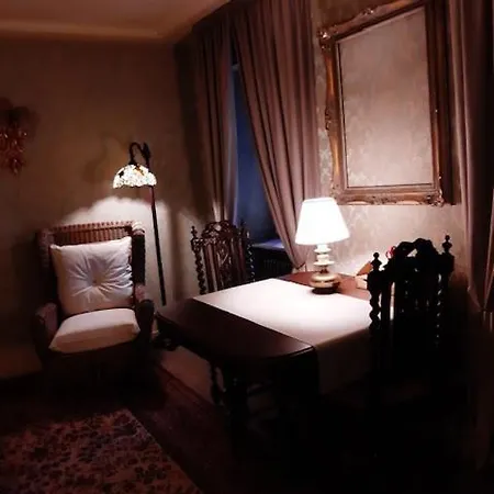 La Maison Oubliee